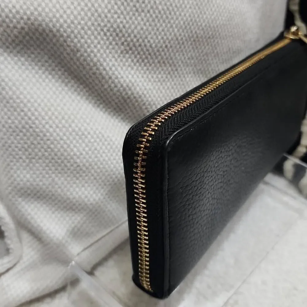 Michael Kors Large Leather Zip Wallet